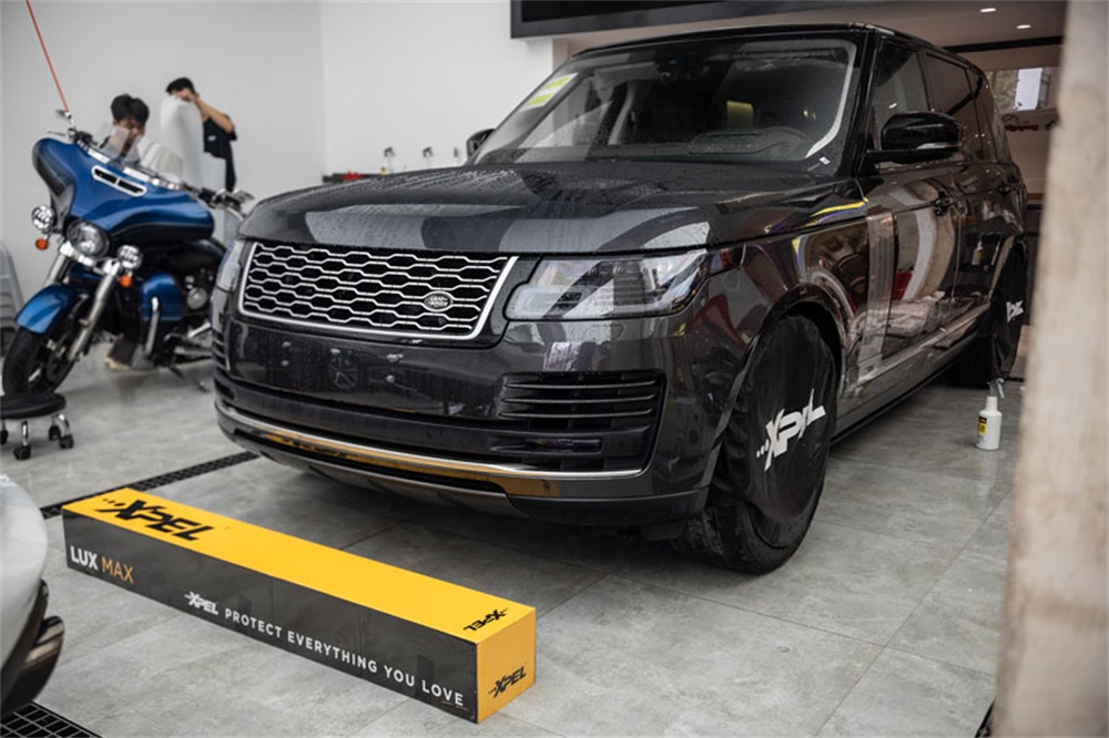 南宁Woo：刚贴好汽车保护膜可不可以淋雨？