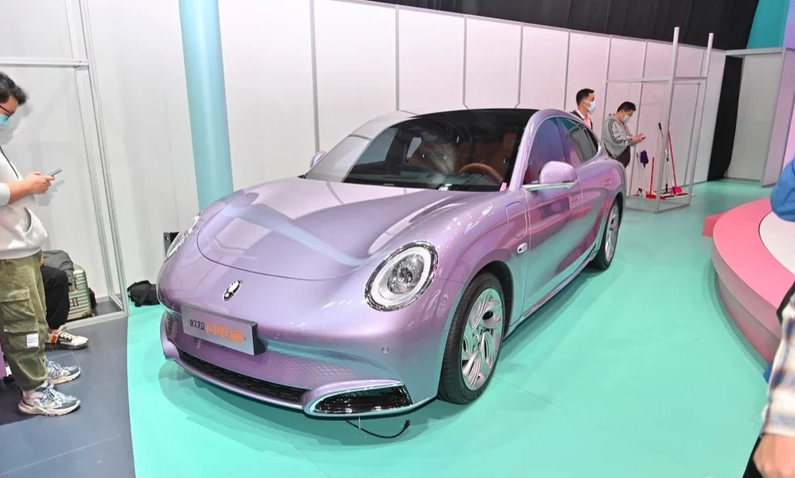 南宁WOO美工坊：长城欧拉闪电猫实车亮相