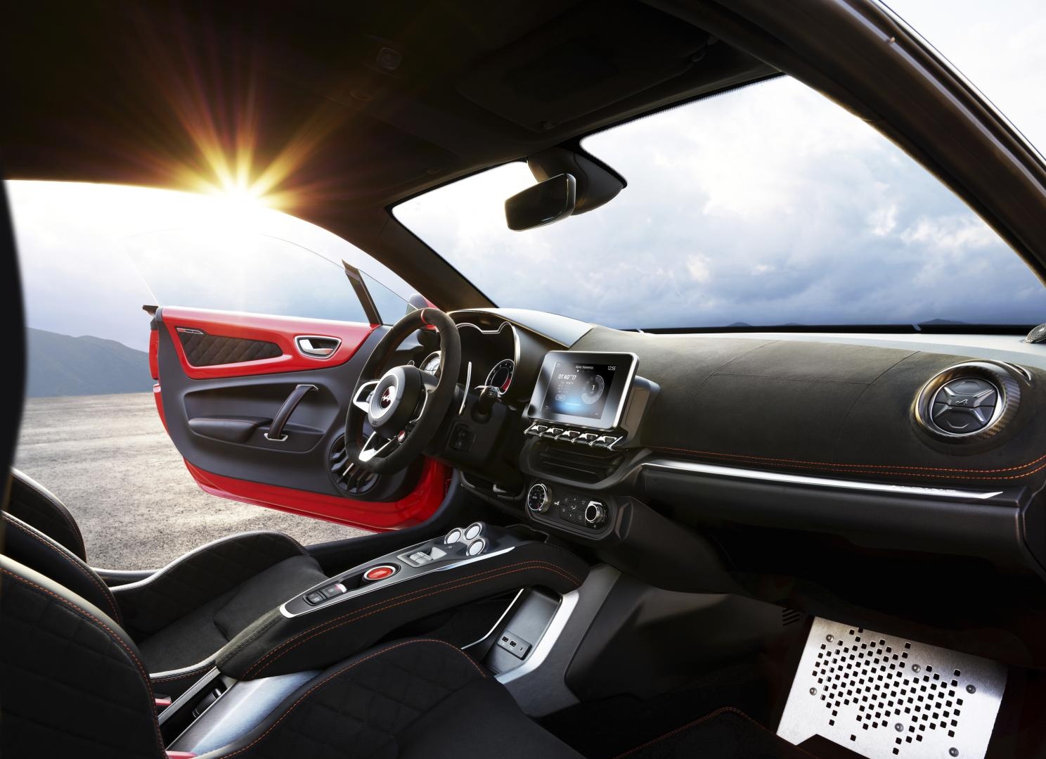 南宁漆面保护膜-新款Alpine A110官图发布